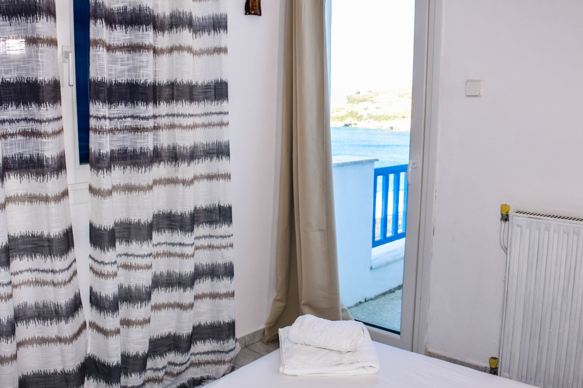 Aegean Sea View Villa Batsi Exterior photo